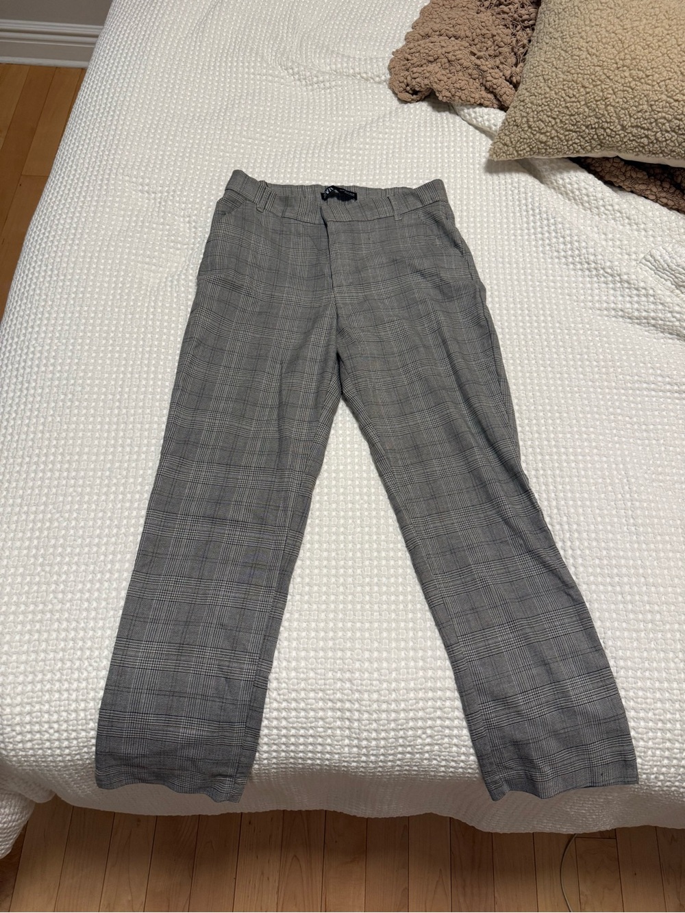 Zara Gray Cropped Plaid Dress Pants